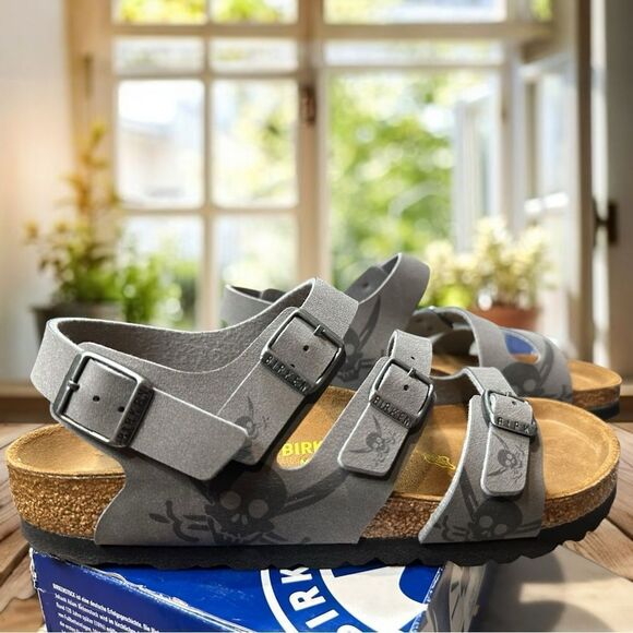 🆕🔥 NWT KIDS BIRKENSTOCK SANDALS Dark Skull Gray Regular Fit  Size 37 US 4 - Picture 16 of 16